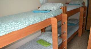 Гостиница Хостел Тулка Новосибирск Спальное место на двухъярусной кровати в общем номере для мужчин-3